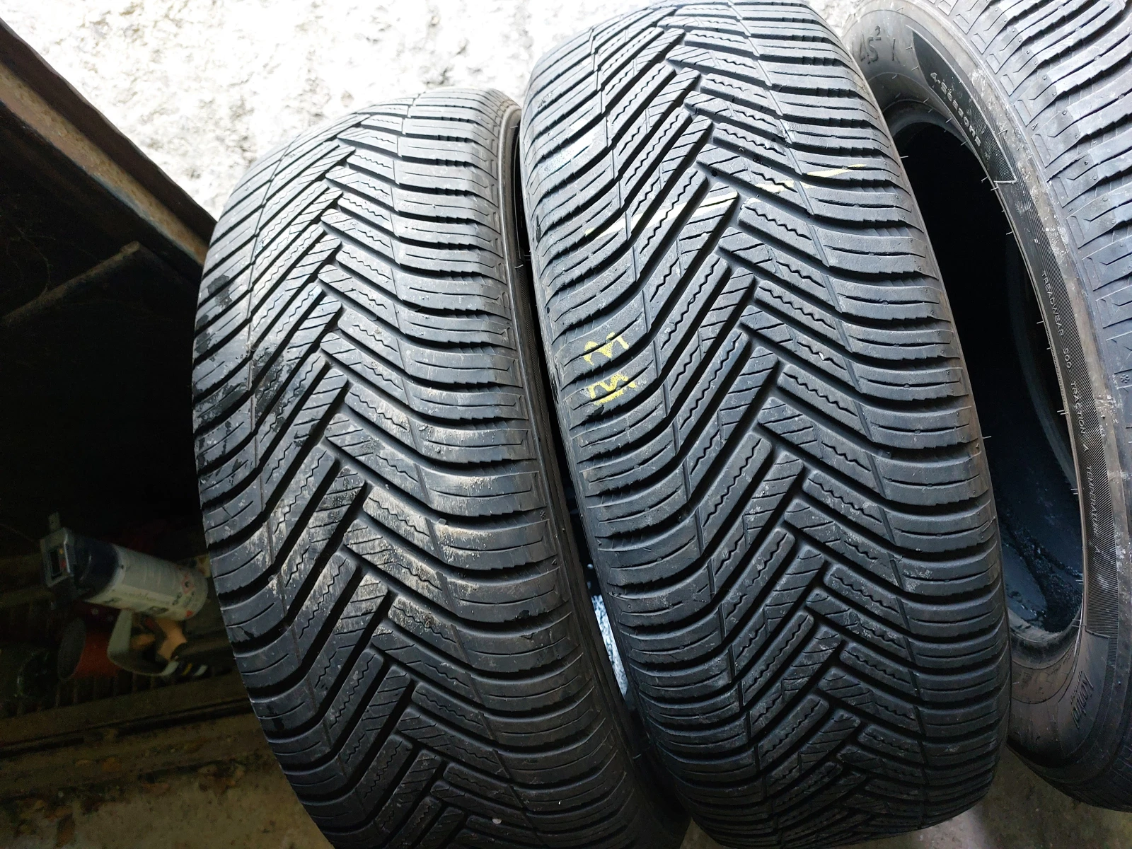  235/60R18 | Mobile.bg   3