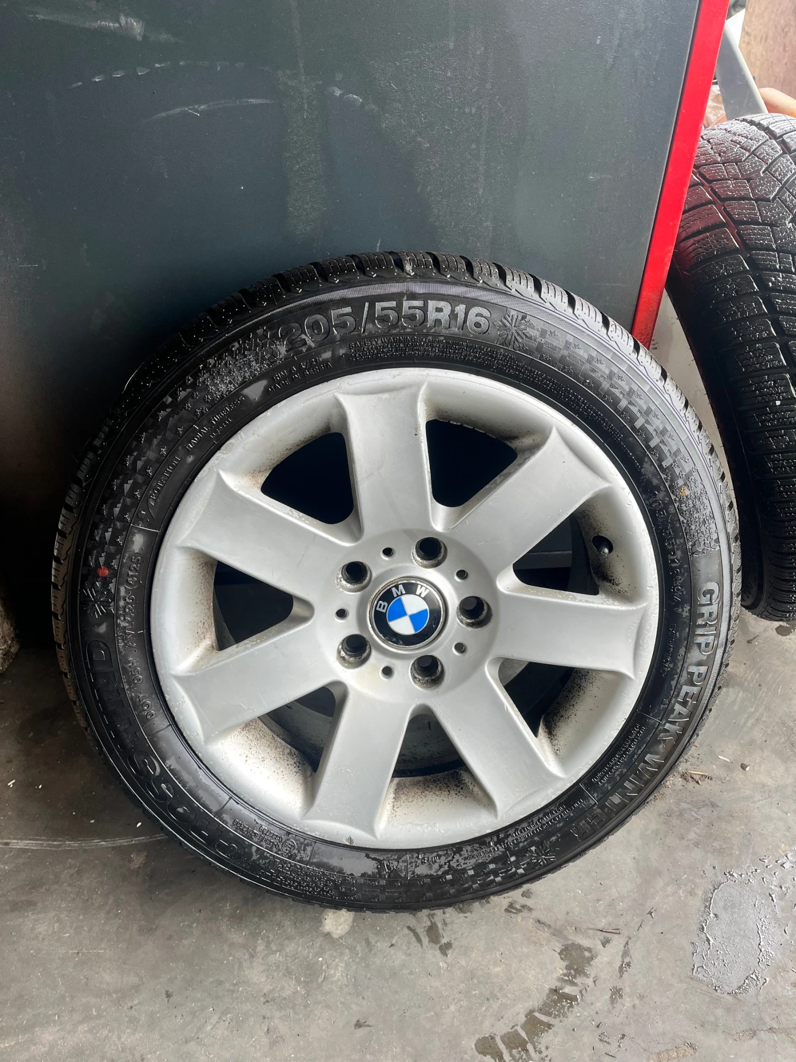 ���� � ������ 205/55R16 �� BMW | Mobile.bg � ����������� 5