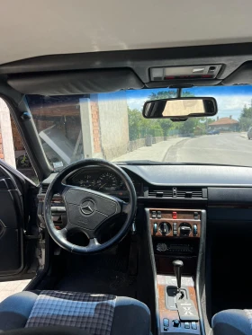 Mercedes-Benz 124, снимка 17