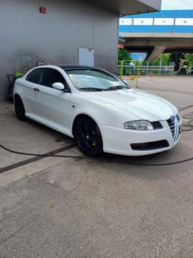 Обява за продажба на Alfa Romeo Gt ~5 500 лв. - изображение 1