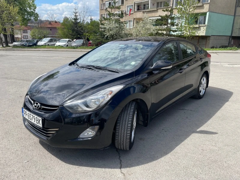 Hyundai Elantra, снимка 2 - Автомобили и джипове - 45158218