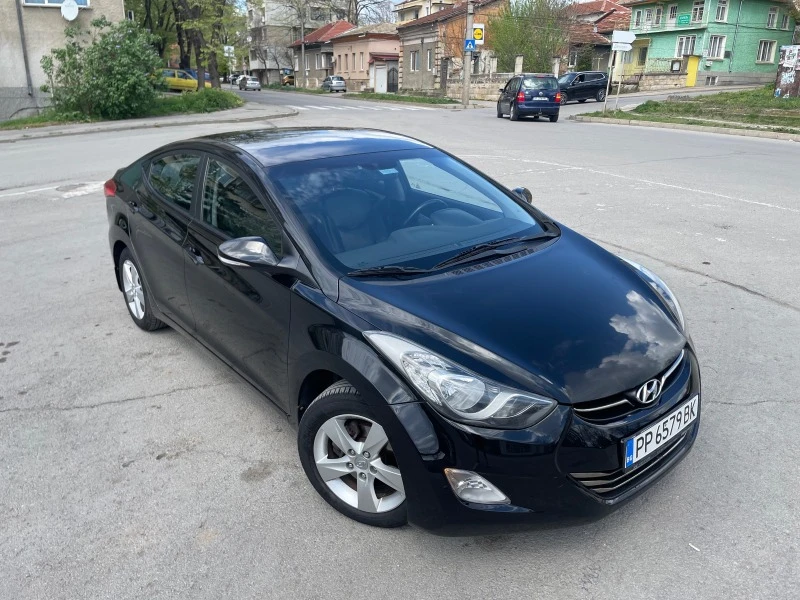 Hyundai Elantra, снимка 1 - Автомобили и джипове - 45158218