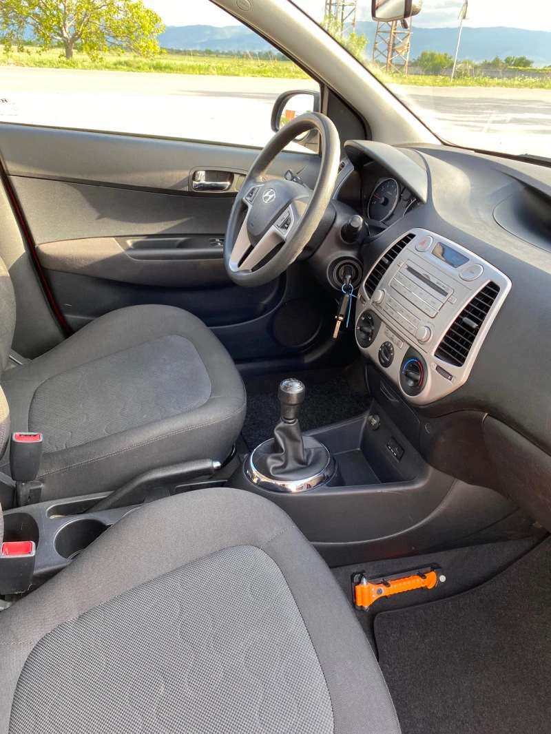 Hyundai I20 1.2 - нов внос, снимка 10 - Автомобили и джипове - 45390041