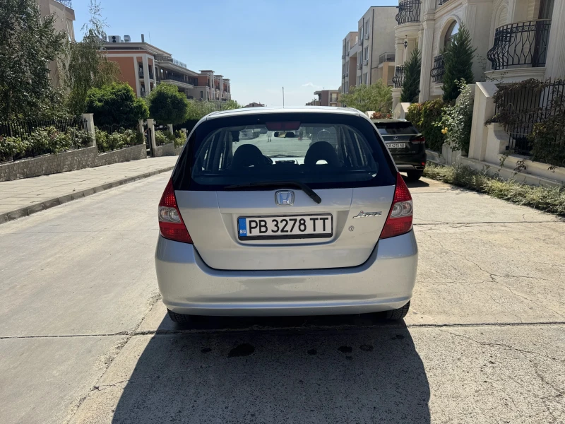 Honda Jazz automatic, снимка 4 - Автомобили и джипове - 47295532