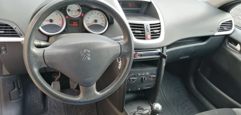 Peugeot 207, снимка 8 - Автомобили и джипове - 48374069