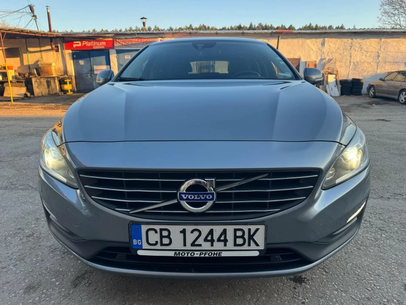 Volvo V60, снимка 1 - Автомобили и джипове - 49575856