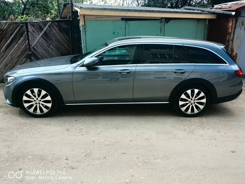 Mercedes-Benz E 220 4Matic All Terrain 9G, снимка 1 - Автомобили и джипове - 49609653