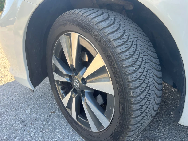 Nissan Pulsar TUV от 01.2025г., снимка 11 - Автомобили и джипове - 50159852