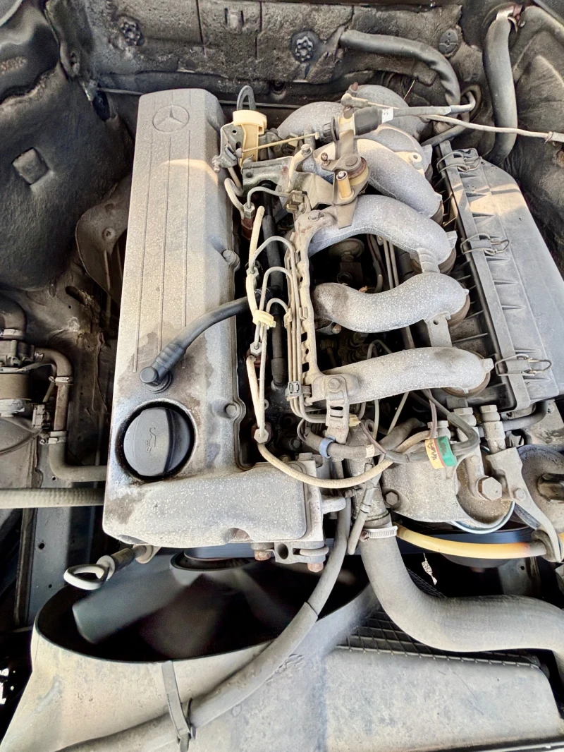 Mercedes-Benz 124, снимка 11 - Автомобили и джипове - 51136843