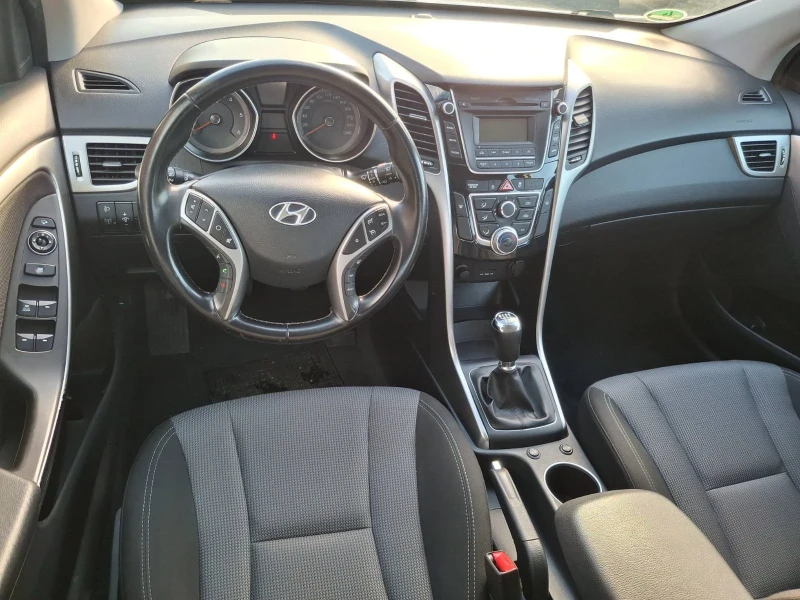 Hyundai I30 1.6, снимка 8 - Автомобили и джипове - 52132615