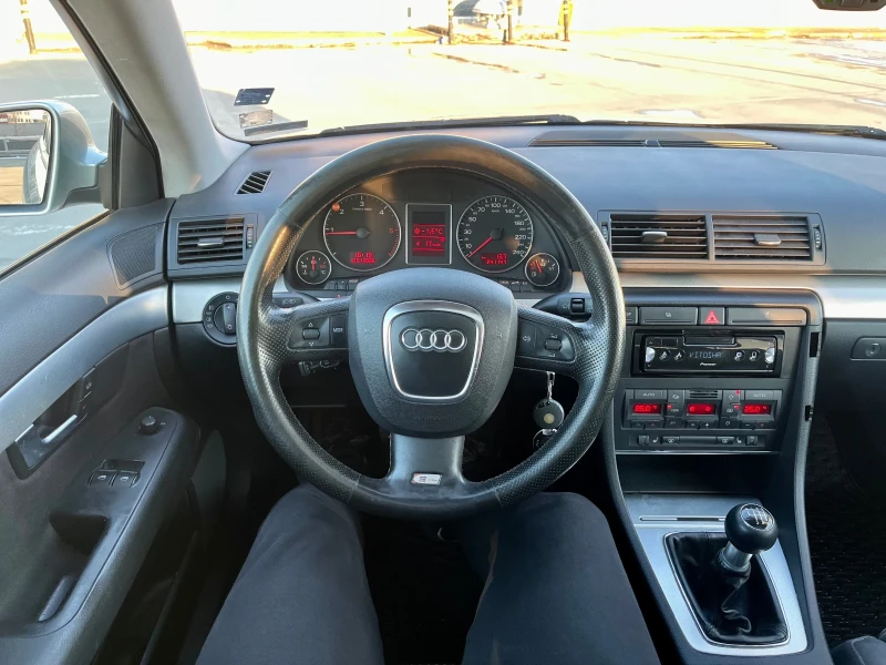Audi A4 2.0TDI 140кс Sline BPW 8клапана Recaro, снимка 8 - Автомобили и джипове - 53336092