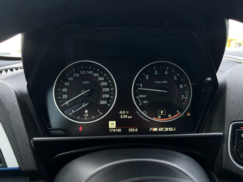 BMW 235 i X-DRIVE* HEAD-UP* M-PACK* АвтоКредит(ЦЕНА ДО БГ), снимка 13 - Автомобили и джипове - 53540321