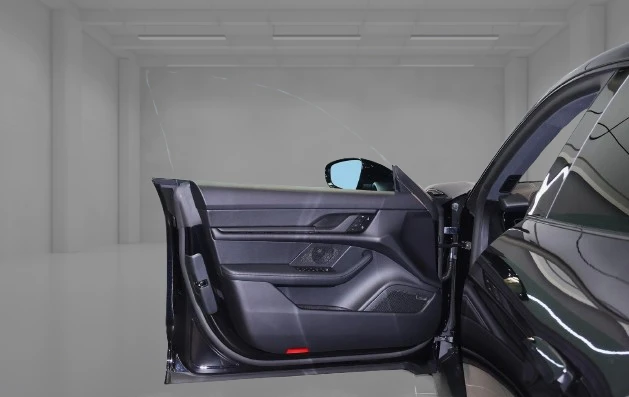 Porsche Taycan 4 = Air Suspension = Гаранция - изображение 6