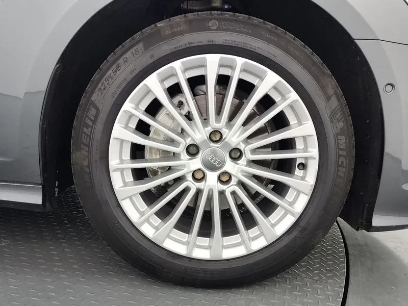 Audi A6 2.0 TDI, снимка 5 - Автомобили и джипове - 54147829