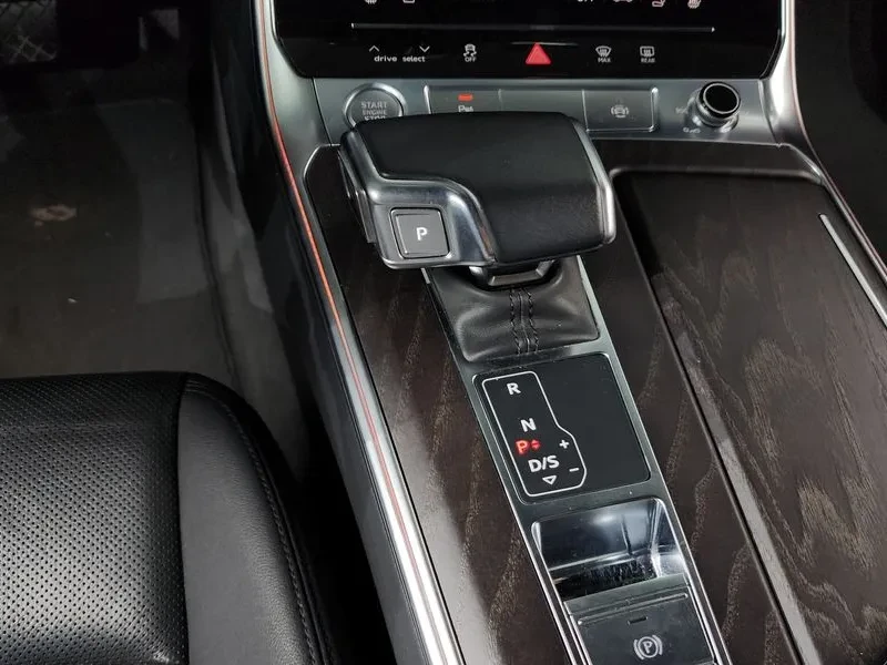 Audi A6 2.0 TDI, снимка 9 - Автомобили и джипове - 54147829