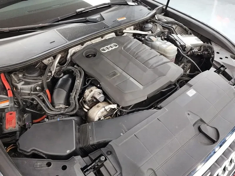 Audi A6 2.0 TDI, снимка 6 - Автомобили и джипове - 54147829