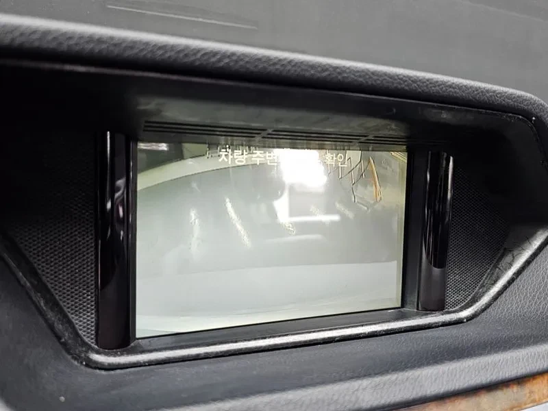 Mercedes-Benz E 200 W212 E200 Elegance, снимка 15 - Автомобили и джипове - 55111002