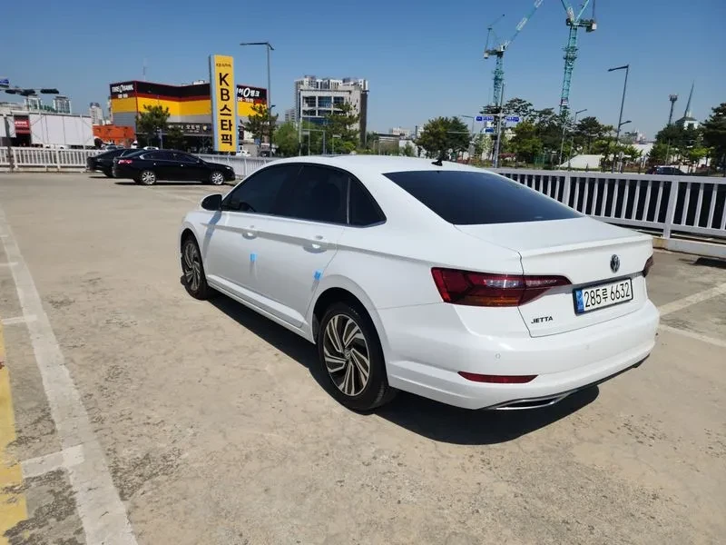 VW Jetta 1.4 TSI PRESTIGE, снимка 4 - Автомобили и джипове - 55175931