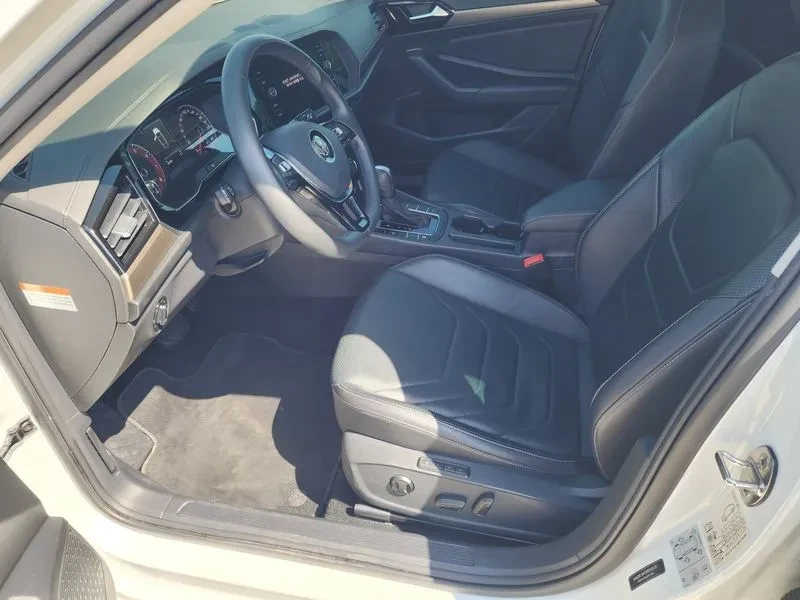 VW Jetta 1.4 TSI PRESTIGE, снимка 9 - Автомобили и джипове - 55175931