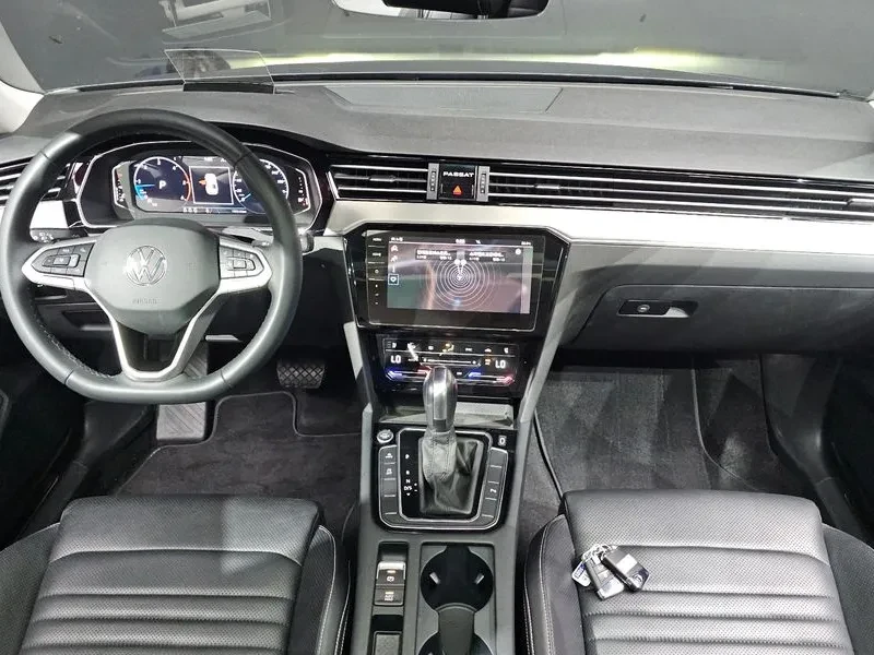 VW Passat 2.0 TDI - САМО 30% АВАНС, снимка 7 - Автомобили и джипове - 55737200