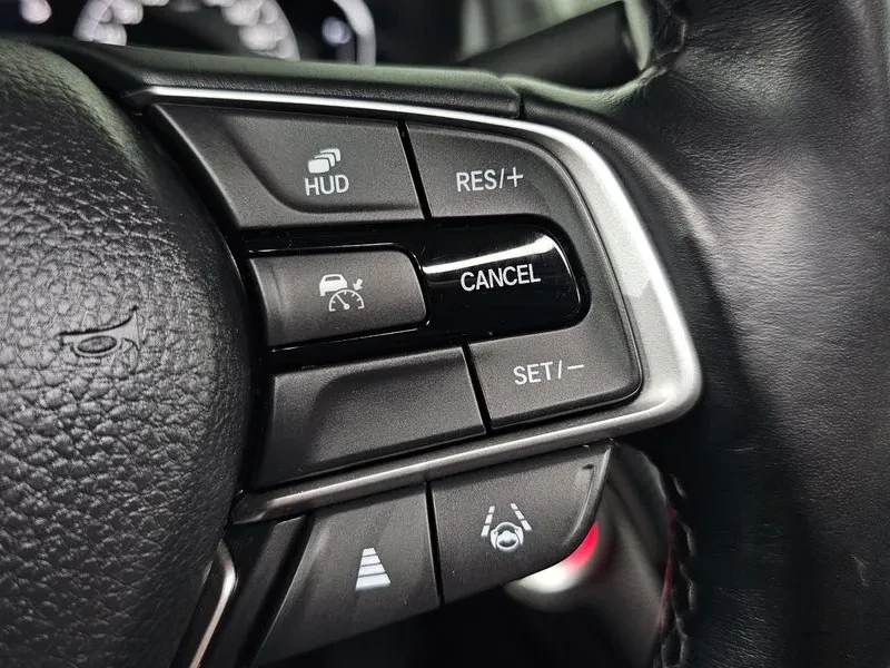 Honda Accord 2.0 Hybrid Touring, снимка 12 - Автомобили и джипове - 55815247