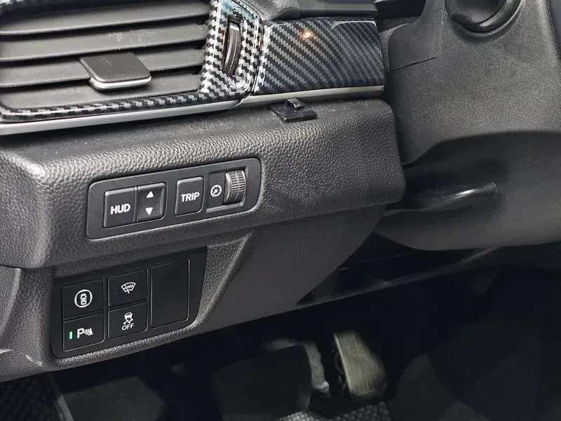 Honda Accord 2.0 Hybrid Touring, снимка 15 - Автомобили и джипове - 55815247