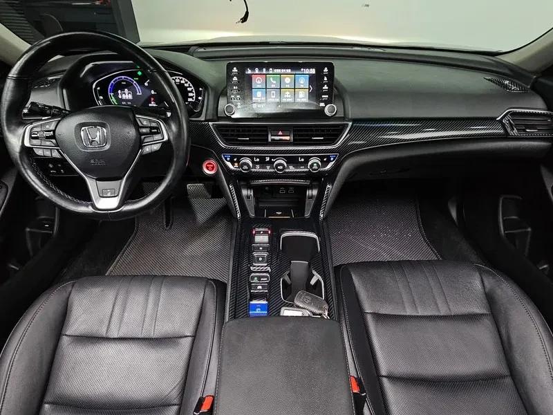Honda Accord 2.0 Hybrid Touring, снимка 6 - Автомобили и джипове - 55815247