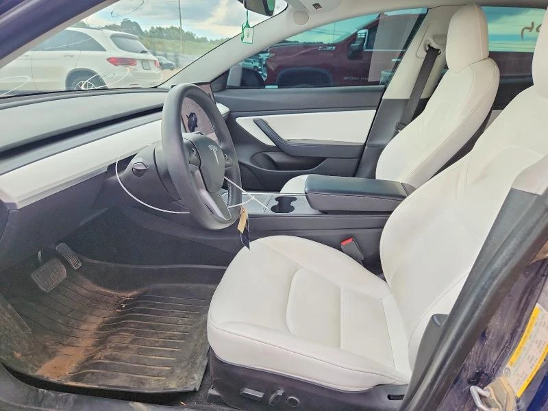 Tesla Model 3 Awd Long Range / Carfax / Автокредит, снимка 7 - Автомобили и джипове - 56295532