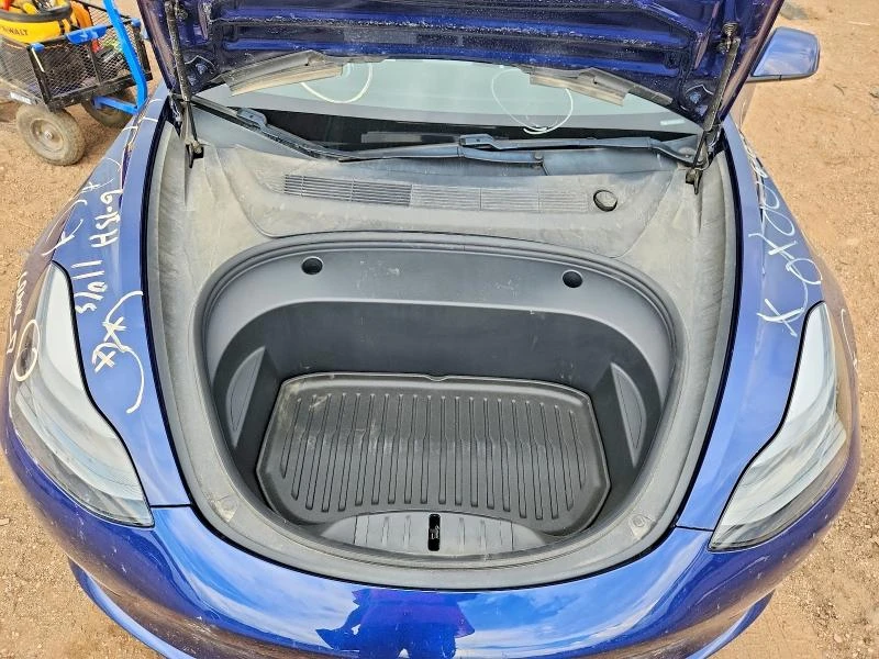 Tesla Model 3 Awd Long Range / Carfax / Автокредит, снимка 11 - Автомобили и джипове - 56295532