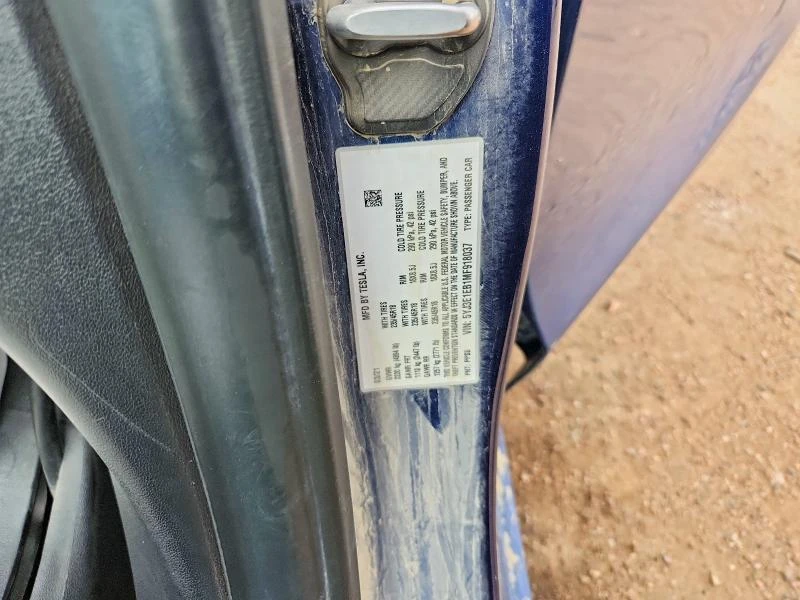 Tesla Model 3 Awd Long Range / Carfax / Автокредит, снимка 12 - Автомобили и джипове - 56295532
