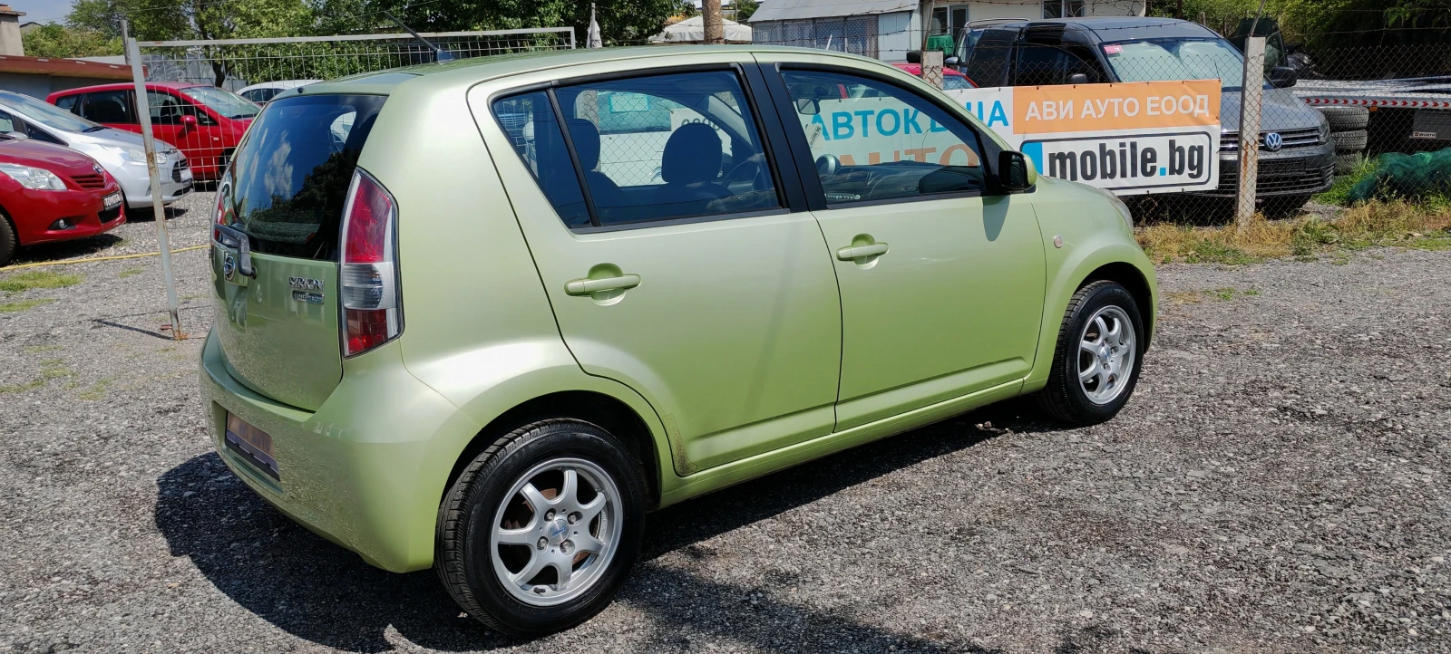 Daihatsu Sirion 1.3 БЕНЗИН с ВЕРИГА, 4 ВРАТИ, КЛИМАТИК - изображение 5