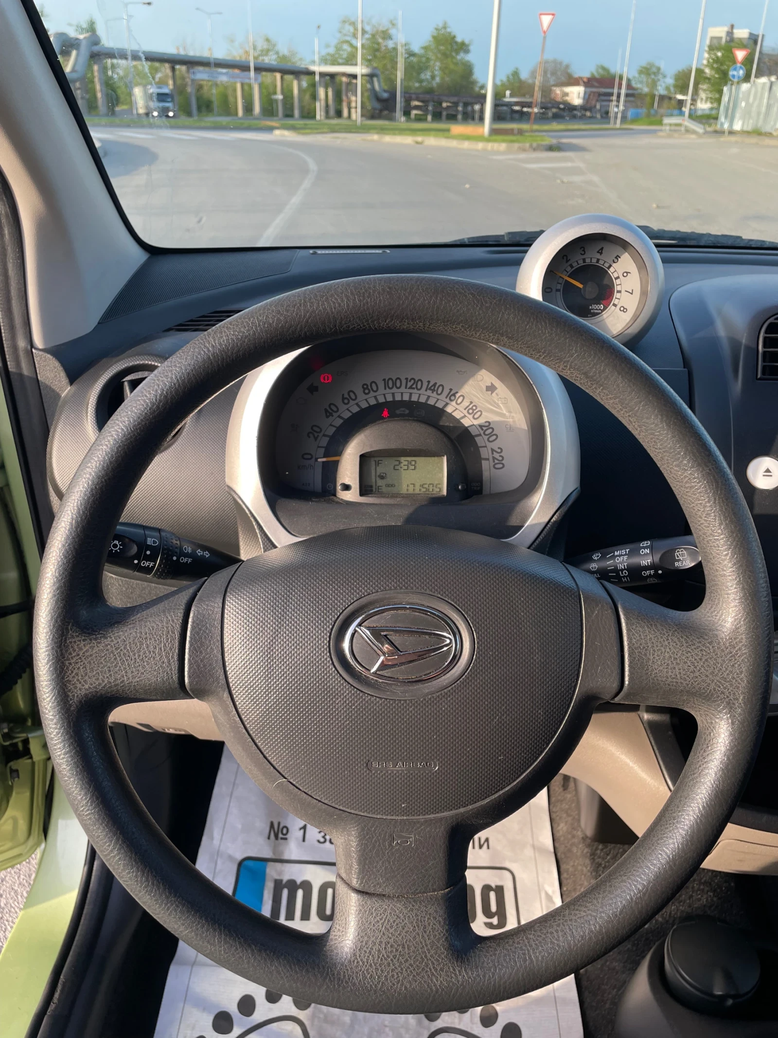Daihatsu Sirion 1.3 БЕНЗИН с ВЕРИГА, 4 ВРАТИ, КЛИМАТИК - изображение 10