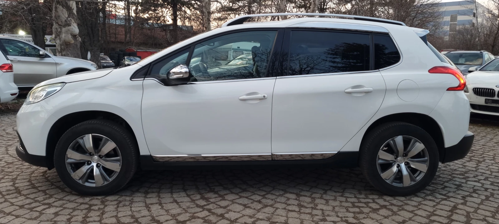 Peugeot 2008 1.6i * ALLURE* * PANORAMA* * ОБСЛУЖЕН* * SWISS*  - изображение 8