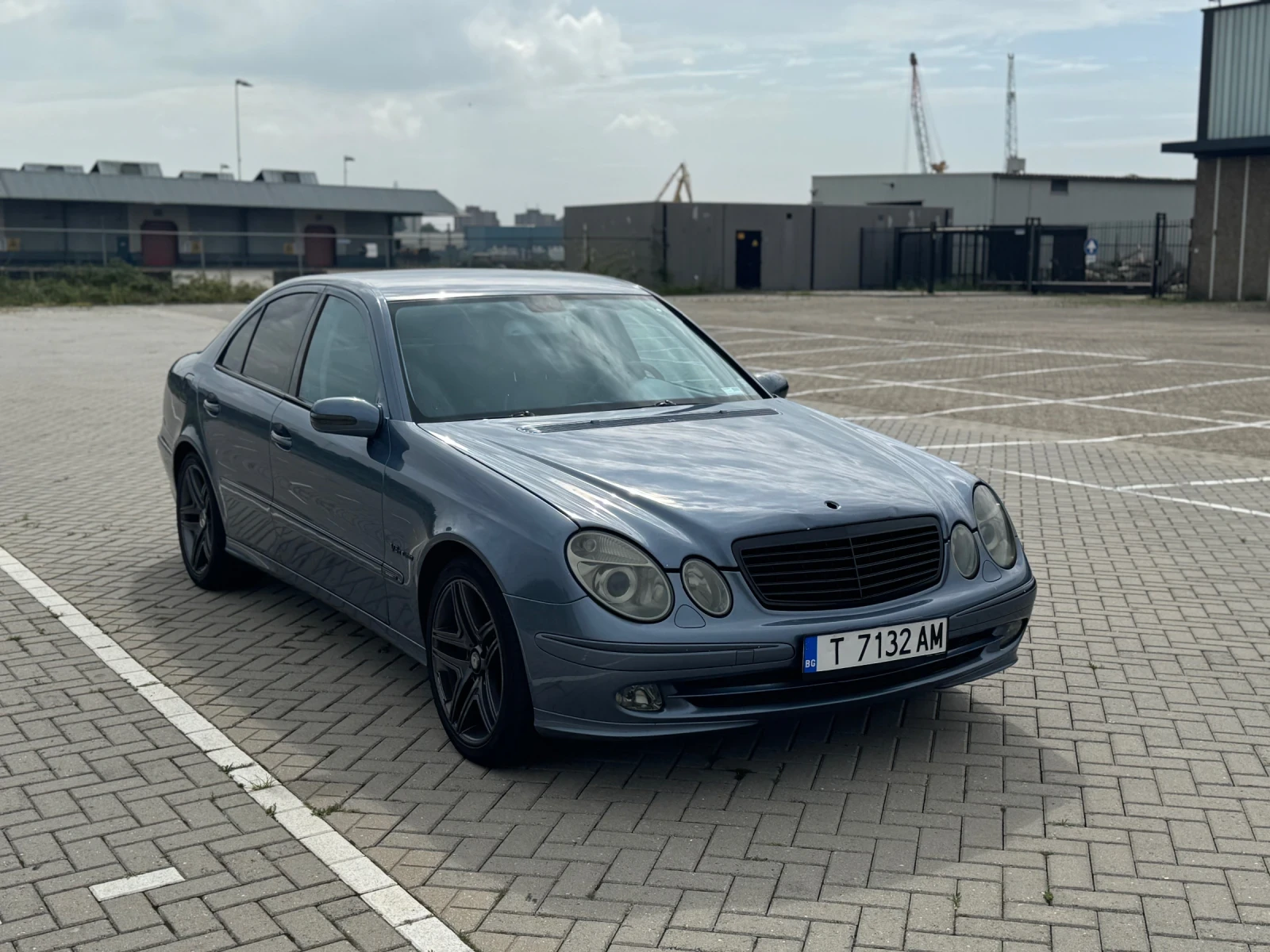 Mercedes-Benz E 400  - изображение 5