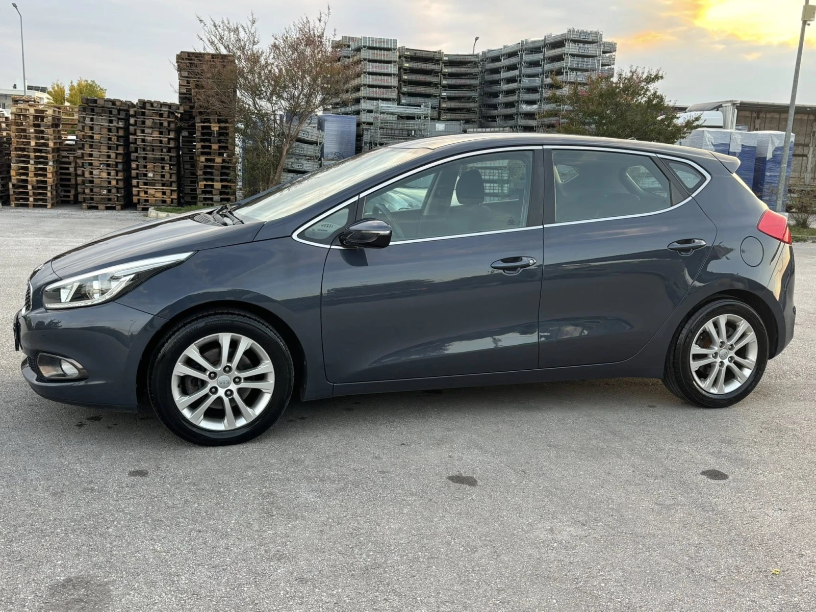 Kia Ceed 1.4 бензин ЕВРО5 - изображение 4