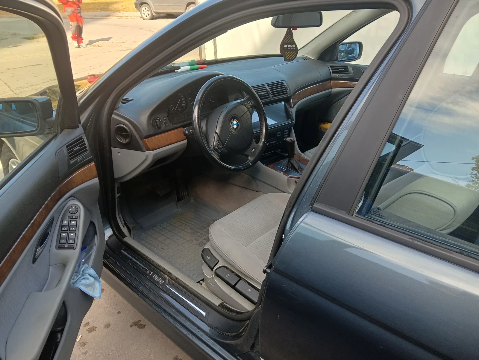 BMW 525  - изображение 4