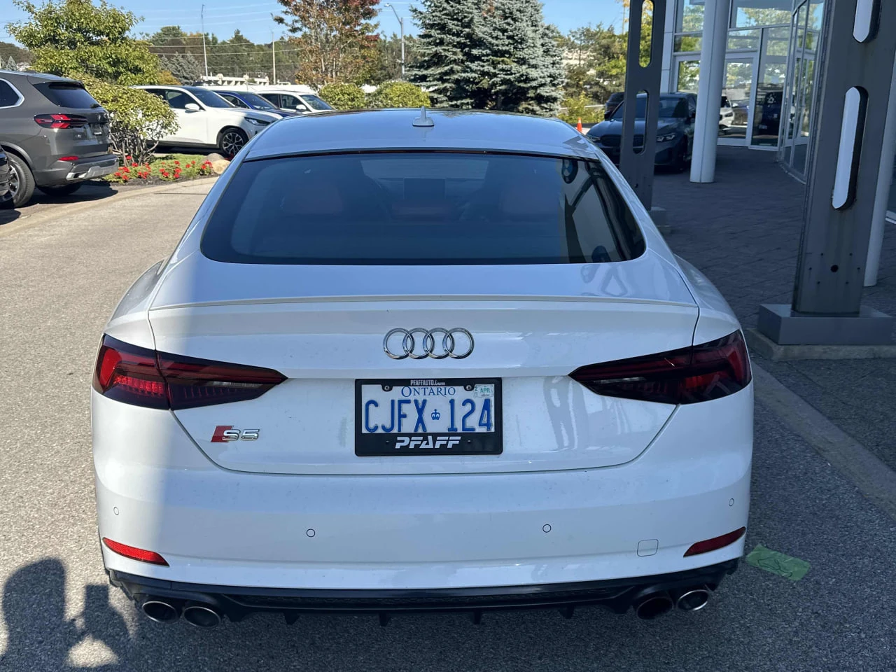 Audi S5 * АВТО КРЕДИТ* ЦЕНА ДО БГ * СЕРВИЗНА ИСТОРИЯ *  - изображение 4