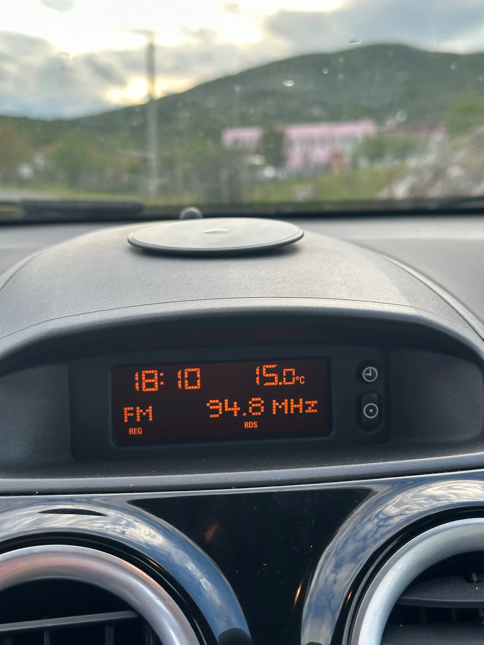 Opel Corsa, снимка 11 - Автомобили и джипове - 54585690
