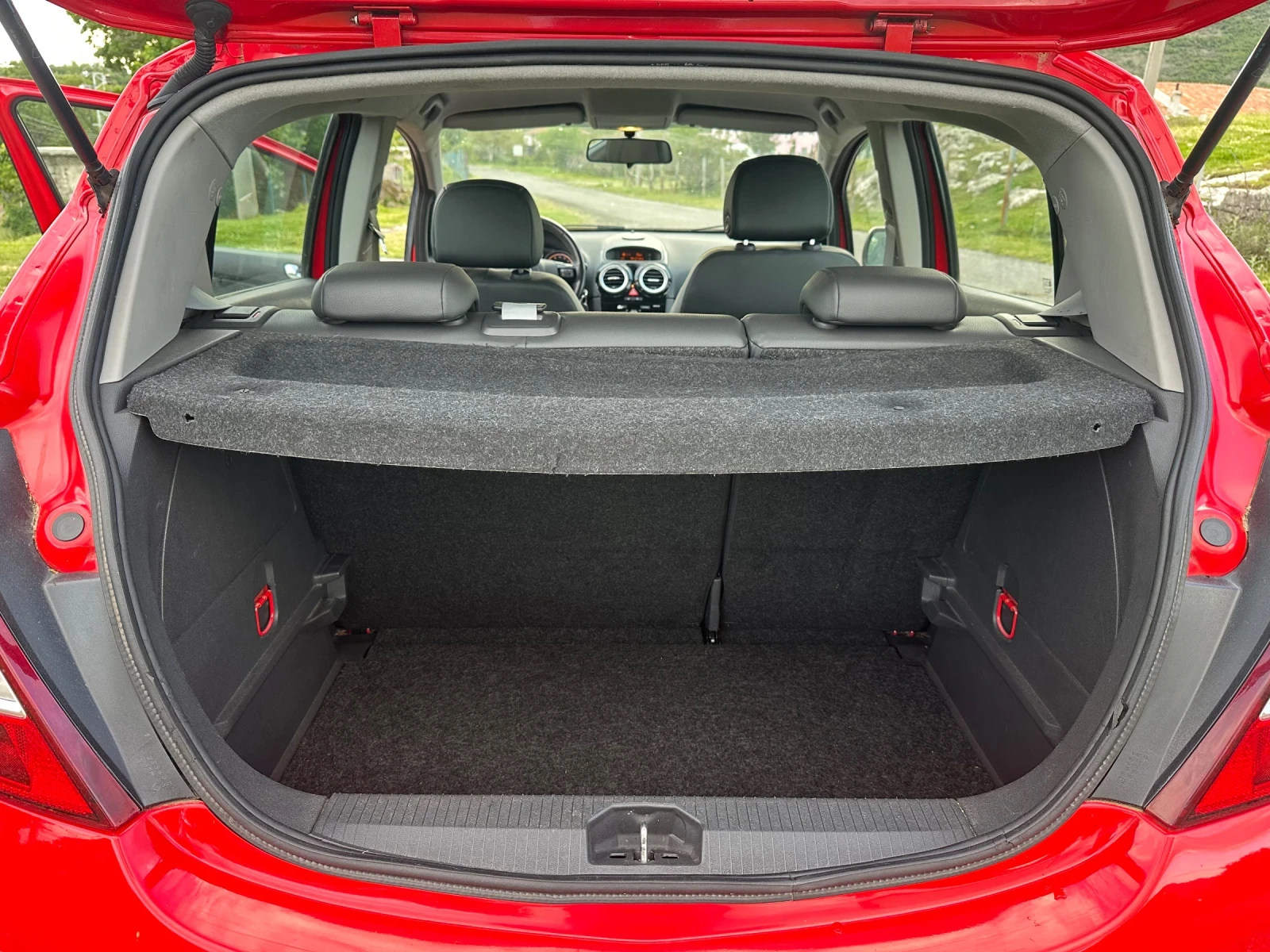 Opel Corsa, снимка 12 - Автомобили и джипове - 54585690
