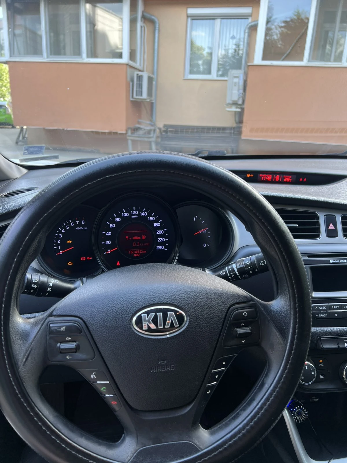 Kia Ceed, снимка 12 - Автомобили и джипове - 54770138