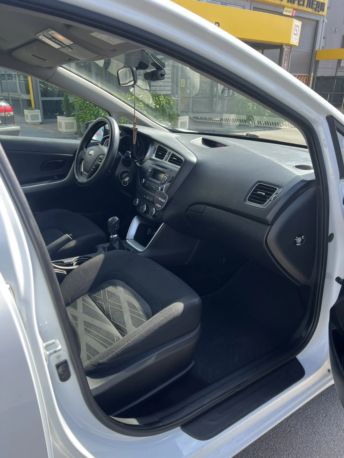 Kia Ceed, снимка 11 - Автомобили и джипове - 54770138