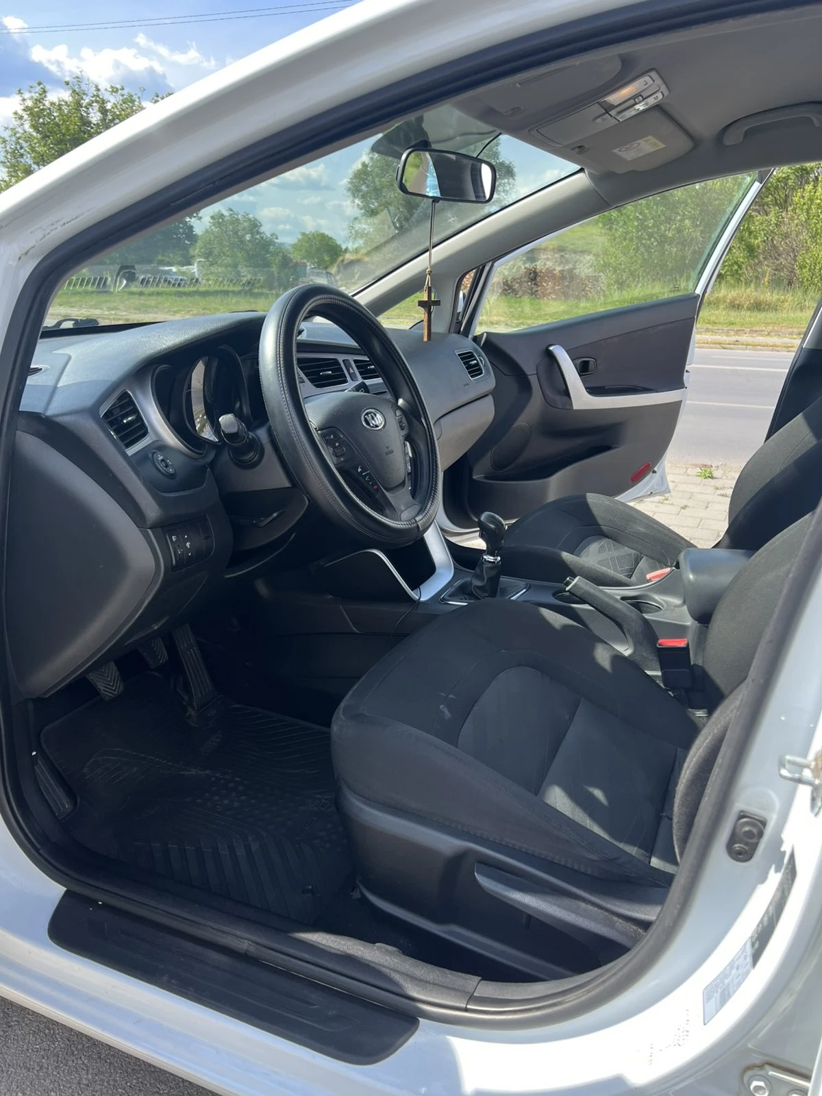 Kia Ceed, снимка 9 - Автомобили и джипове - 54770138