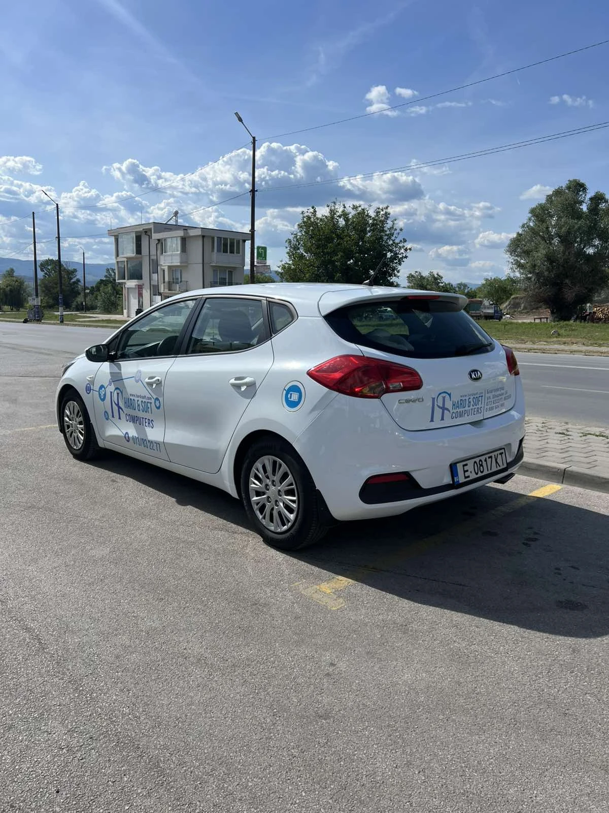 Kia Ceed, снимка 4 - Автомобили и джипове - 54770138