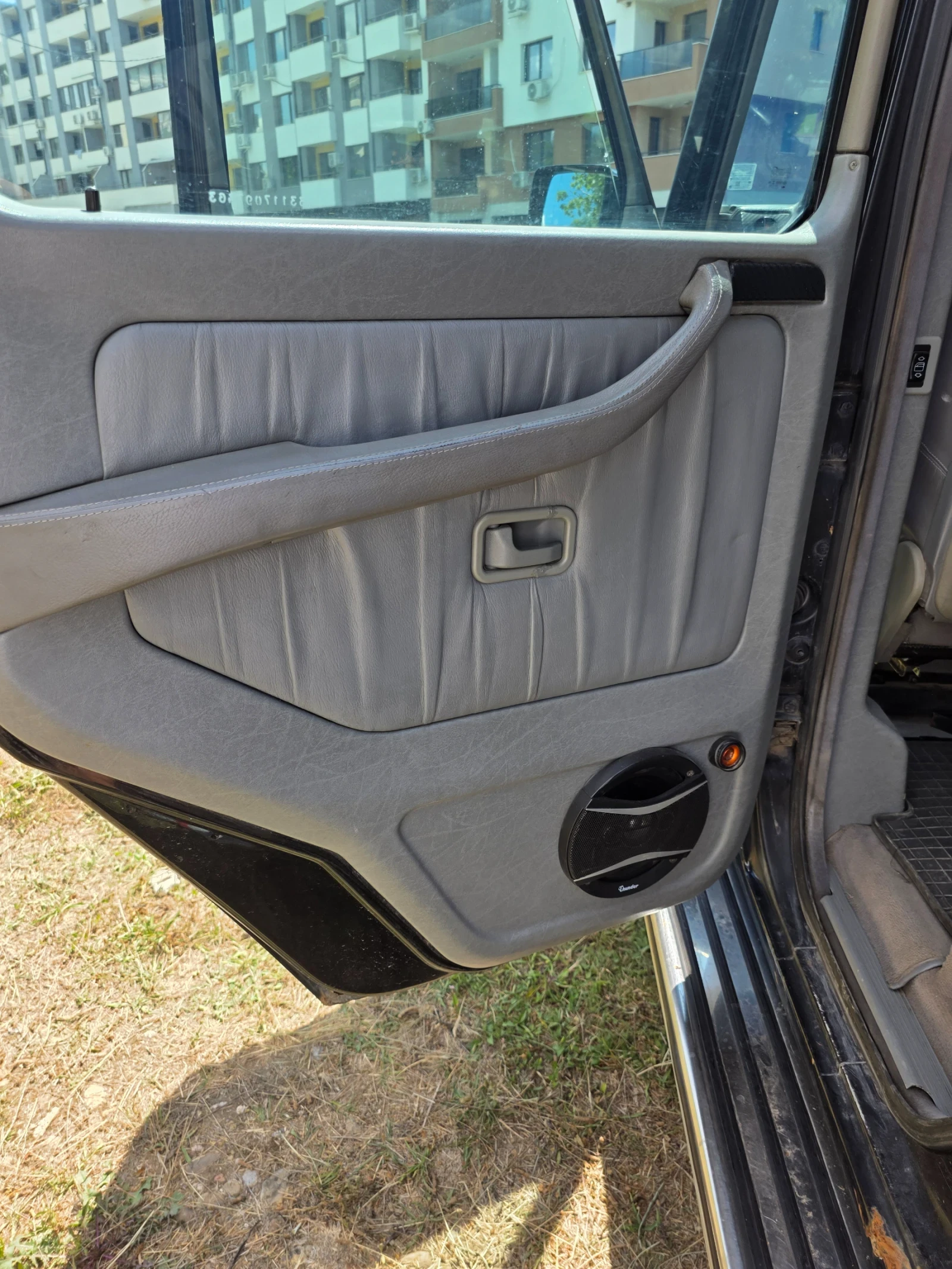 Mercedes-Benz G 320, снимка 16 - Автомобили и джипове - 55455959
