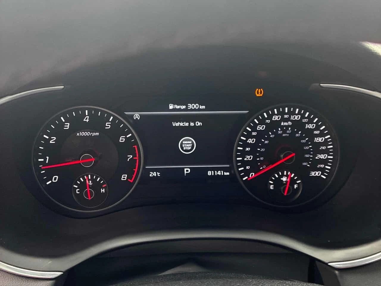 Kia Stinger /360/HUD/CARFAX/АВТОКРЕДИТ, снимка 8 - Автомобили и джипове - 55797634