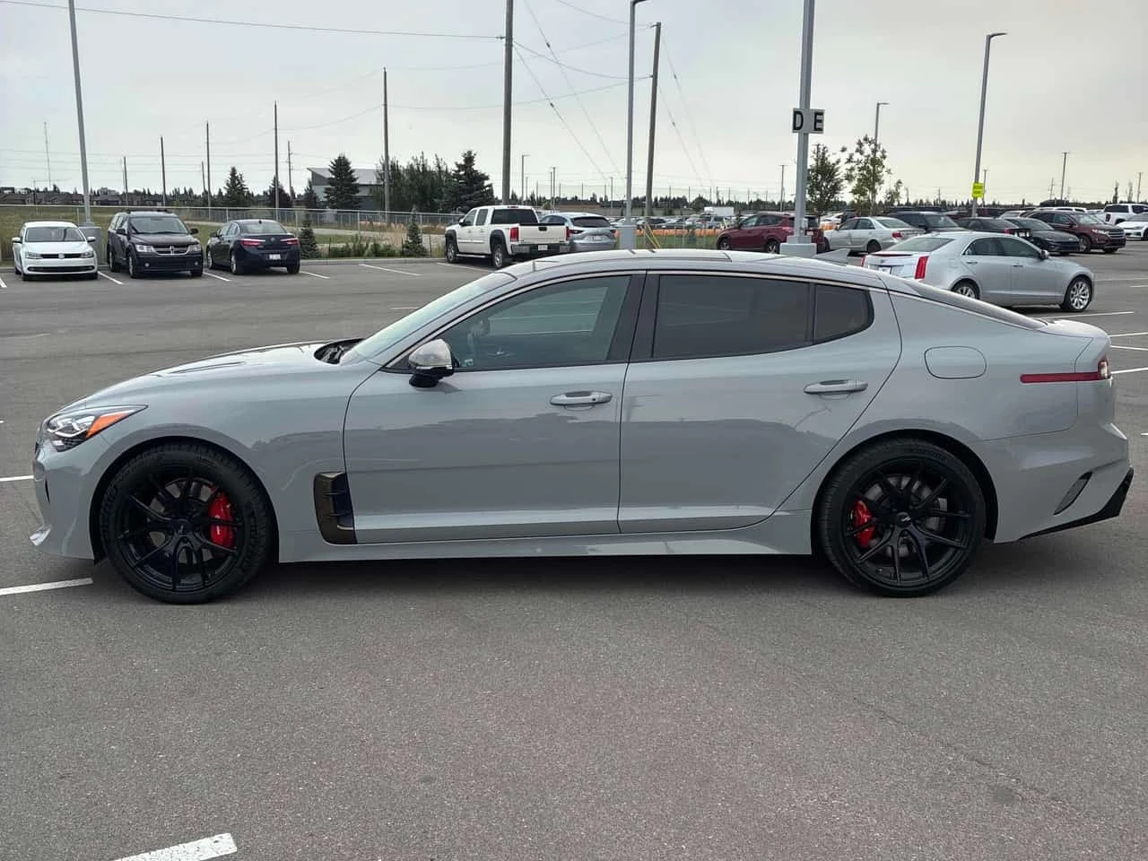 Kia Stinger /360/HUD/CARFAX/АВТОКРЕДИТ, снимка 2 - Автомобили и джипове - 55797634