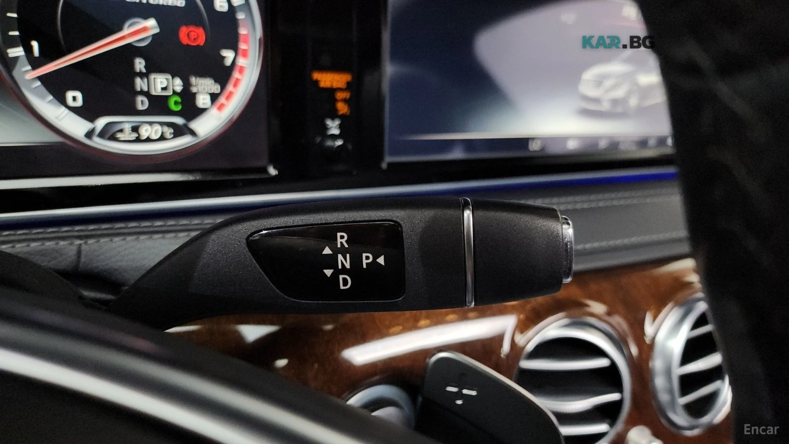 Mercedes-Benz S 63 AMG 4MATIC* HUD* 360* МОНИТОРИ* МАСАЖИ, снимка 7 - Автомобили и джипове - 56121044