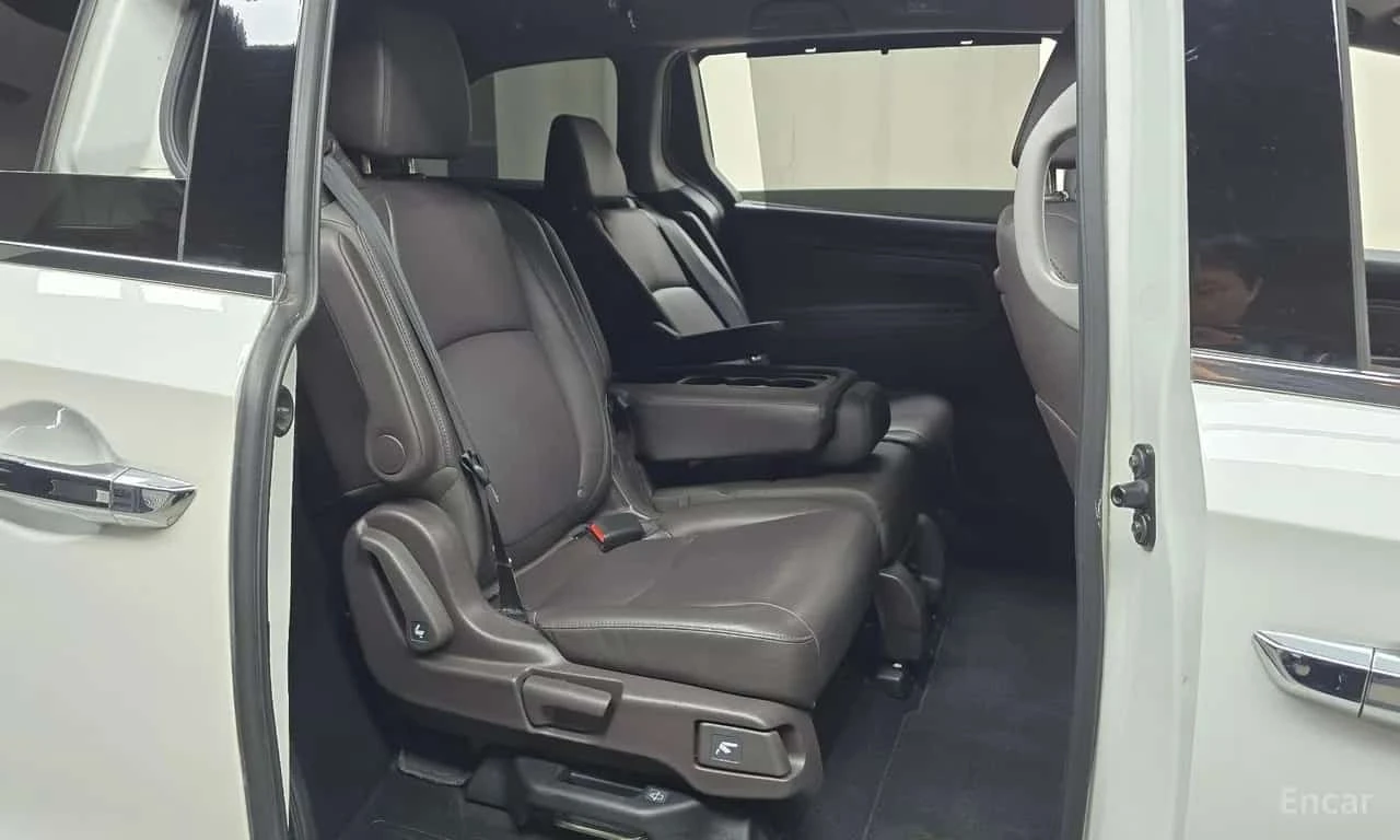 Honda Odyssey * 3.5 * АВТОФИНАНСИРАНЕ, снимка 12 - Автомобили и джипове - 56331767