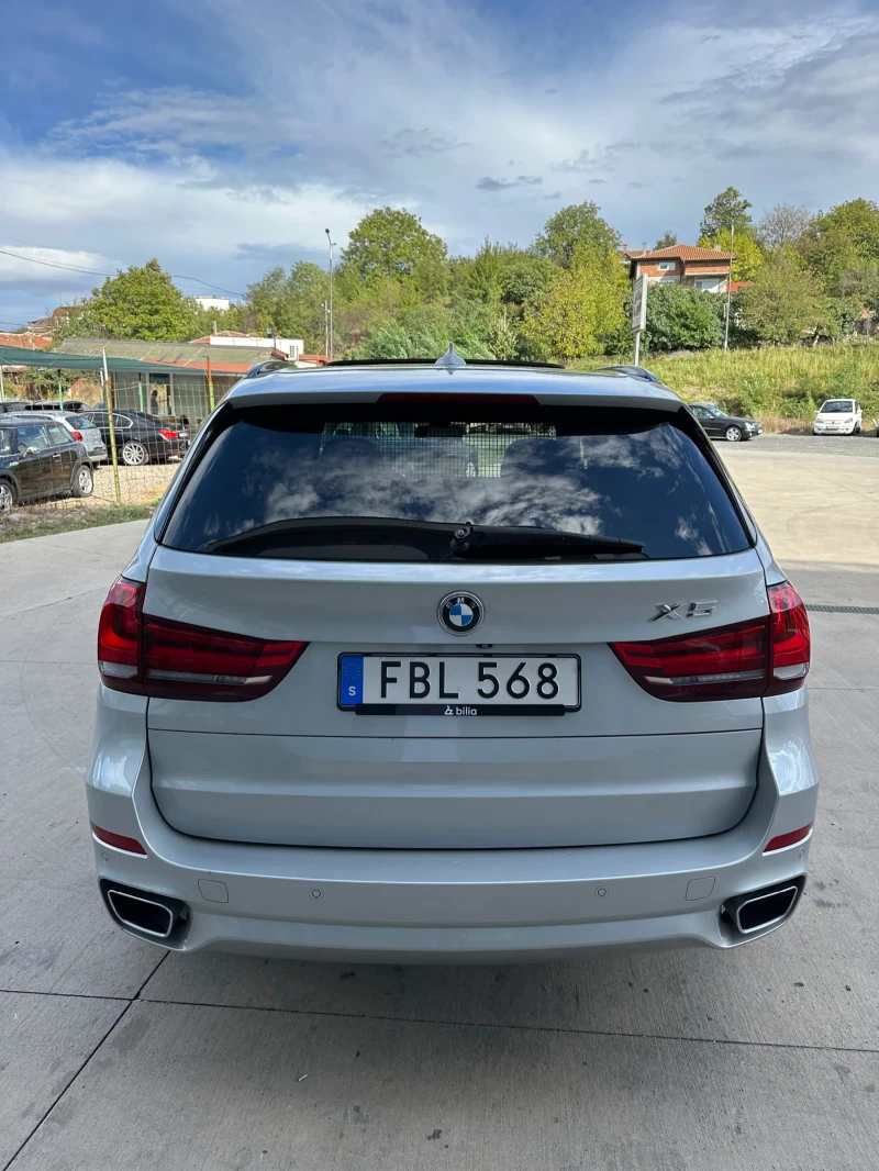 BMW X5 M-Pack/4.0d/PANORAMA/Keyless/ПЕЧКА, снимка 5 - Автомобили и джипове - 47248749