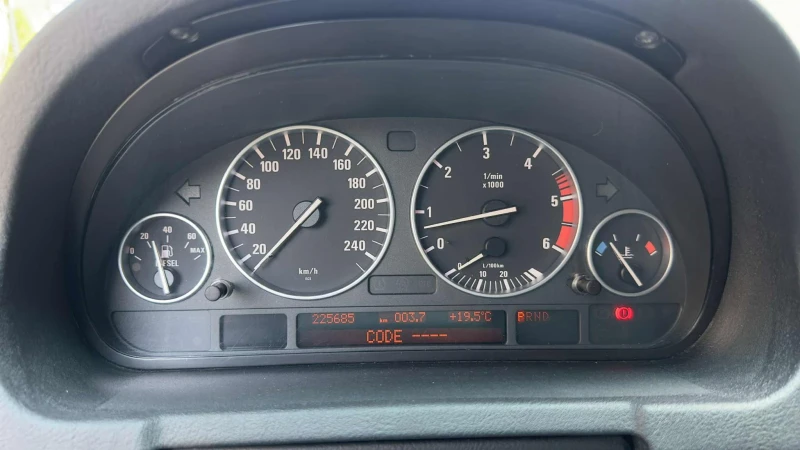 BMW X5 3.0D FACELIFT 225k.km!!! ФРАНЦИЯ SPORT PAKET XENON, снимка 16 - Автомобили и джипове - 50924843